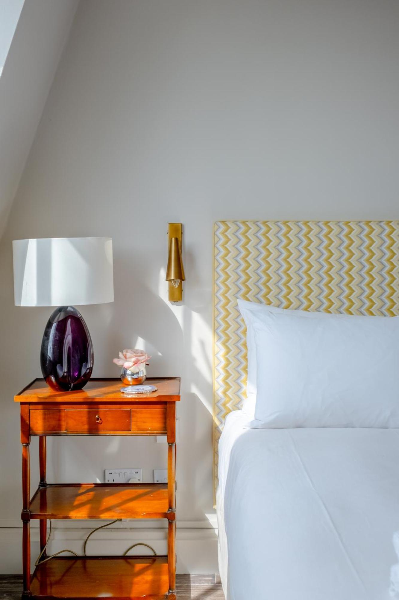 Beautifully Decorated 1bd Oasis - Earl's Court! Appartamento