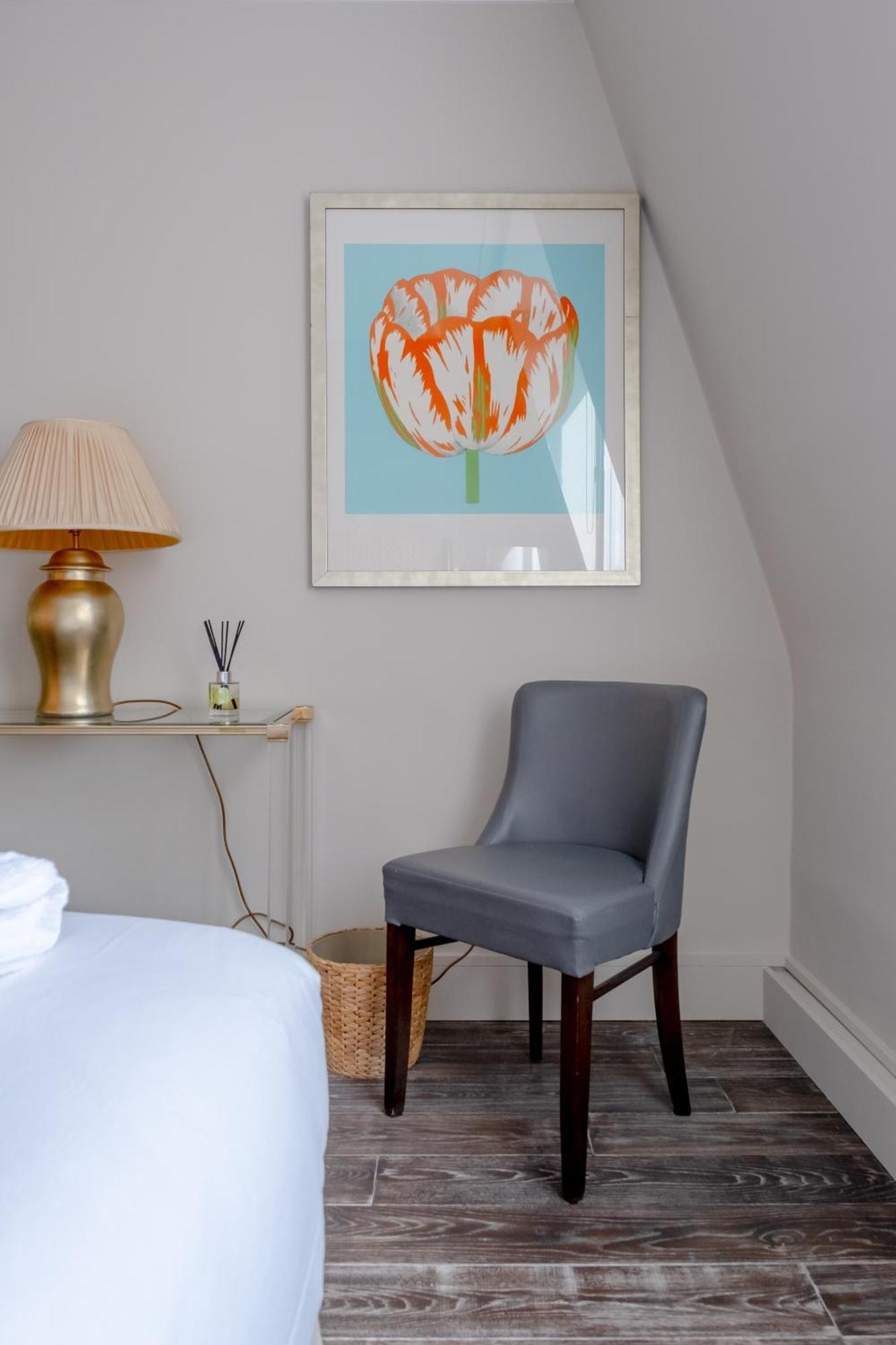 Beautifully Decorated 1bd Oasis - Earl's Court! * Londra