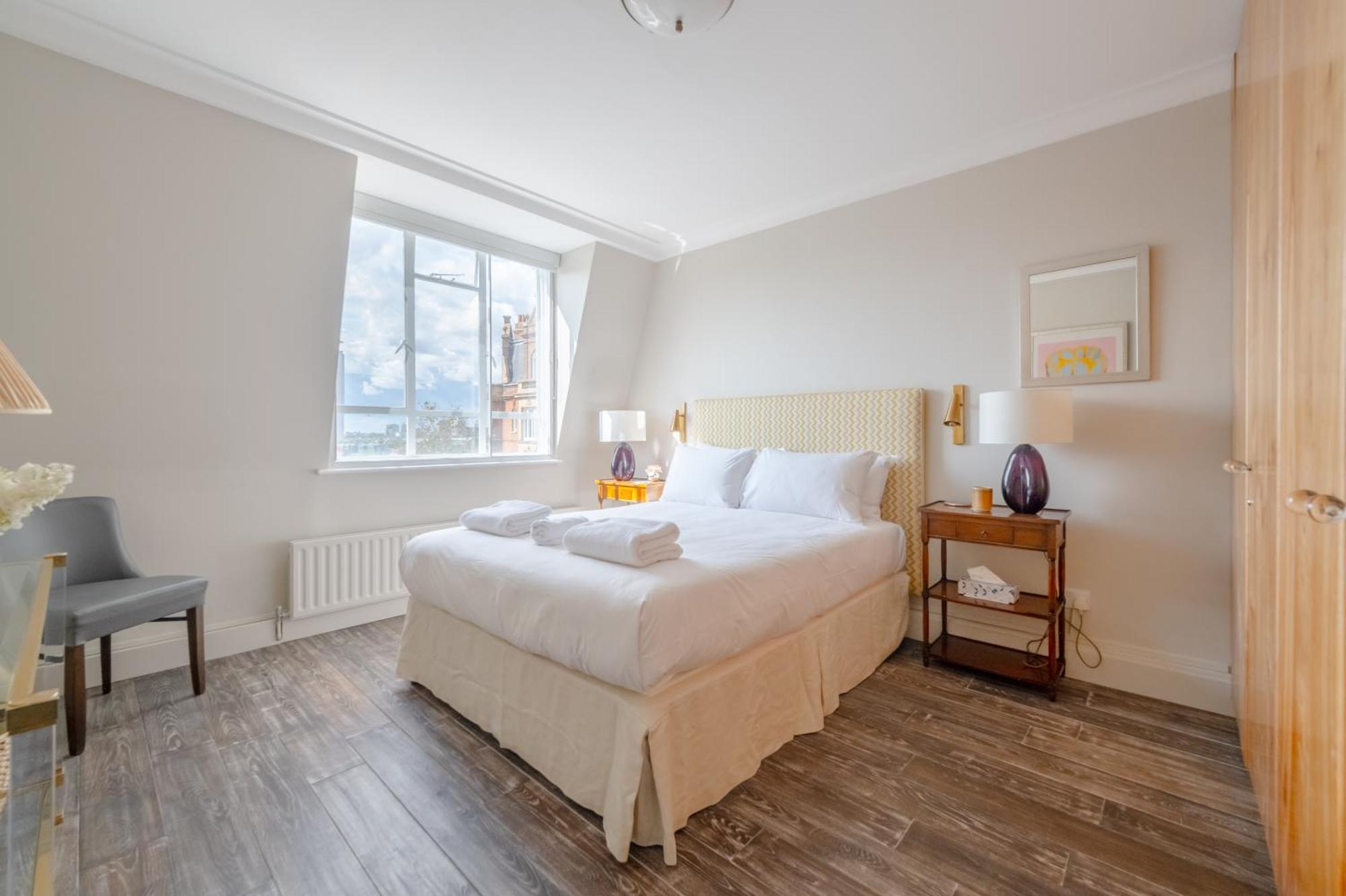 Beautifully Decorated 1bd Oasis - Earl's Court! Apartament Londra